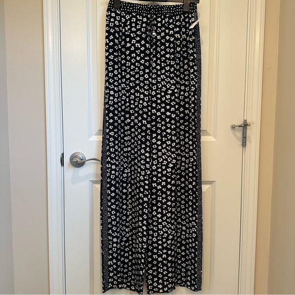 SOLD! on Ebay MaxMara label cut Made in Italy Silk Wide-leg joggers M 165/88A - Picture 5 of 12